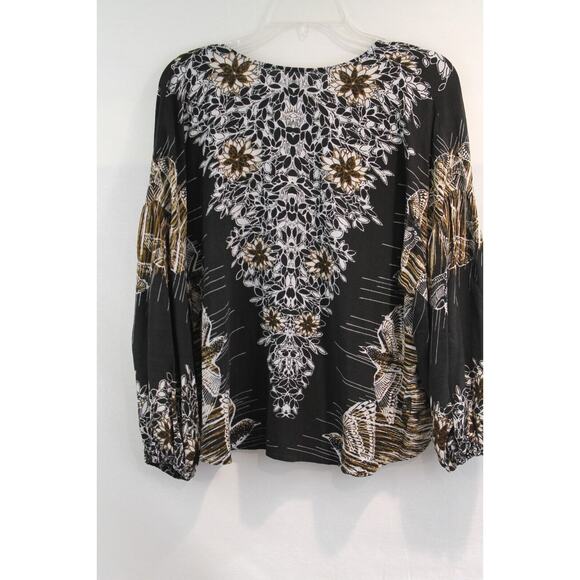 Free People Birds of a Feather Top Womens size S Black Deep V-Neck Button Up - Picture 5 of 7